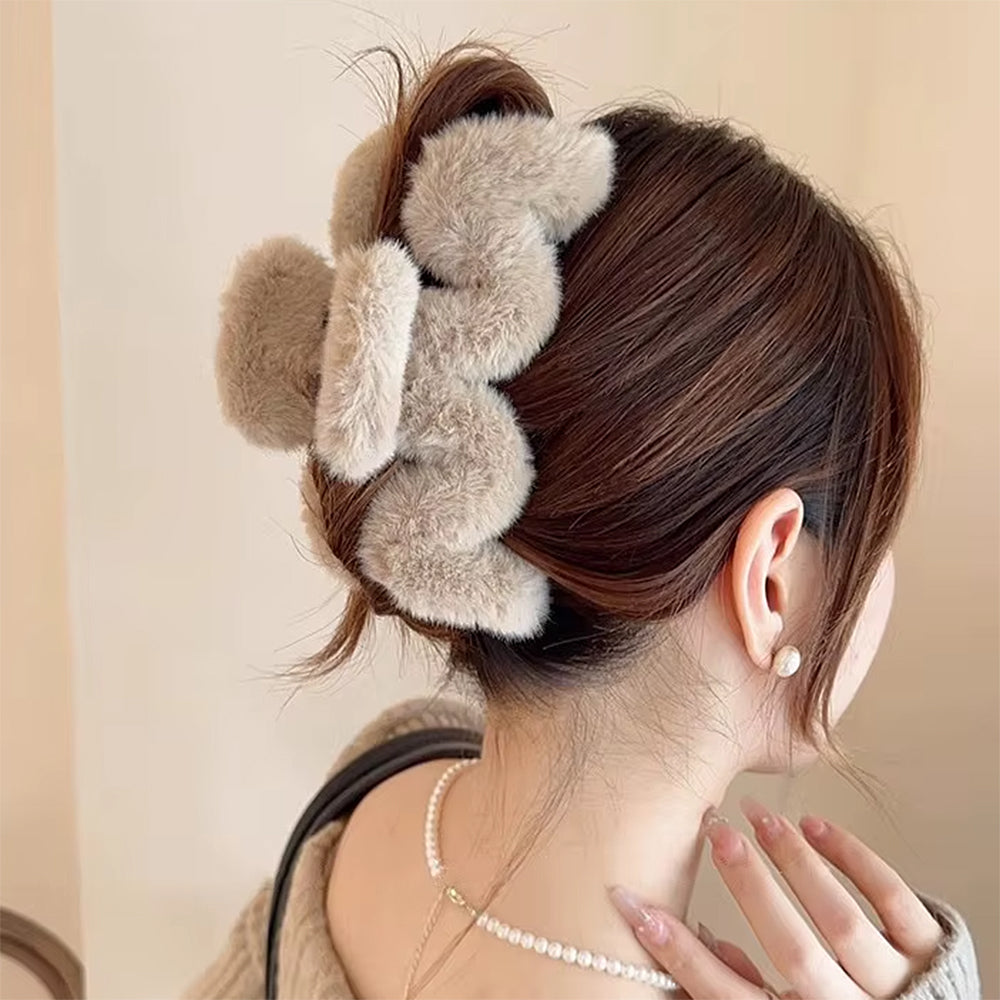 Fluffy Wave Hair Claw
